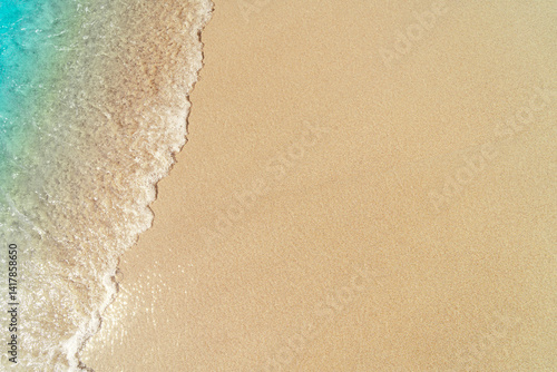 Fototapeta Naklejka Na Ścianę i Meble -  wave on sand