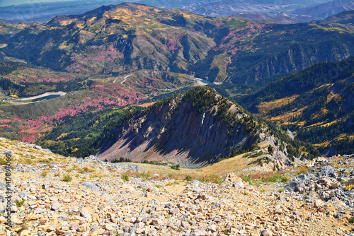 Obraz na płótnie Box Elder Peak view from peak, American Fork Canyon. Lone Peak, Mt Timpanogos Uinta-Wasatch-Cache National Forest, Wasatch Range Rocky Mountains, Utah, United States. w salonie
