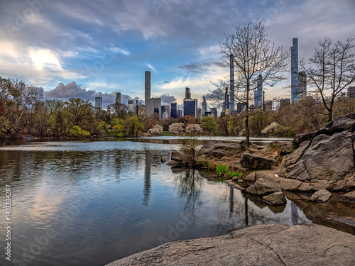 Obraz na płótnie Central Park, New York City at the lake w salonie