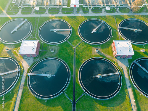 Obraz na płótnie Clean water treatment infrastructure overview w salonie