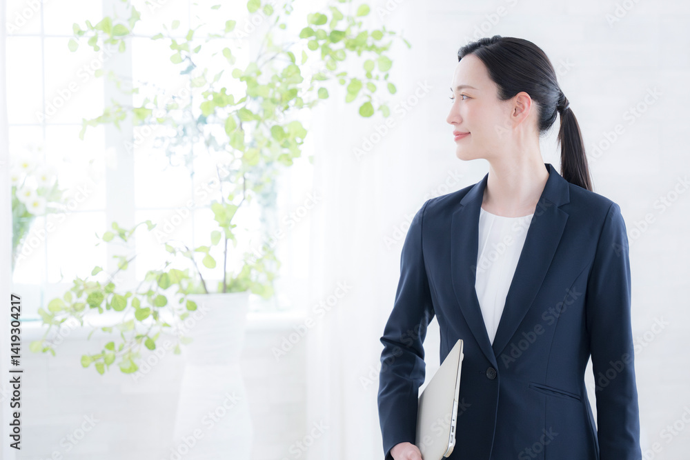 営業の女性や美しいコンサルタントなどのビジネスイメージ