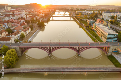 Obraz na płótnie Maribor cityscape aerial view at sunrise, Slovenia w salonie