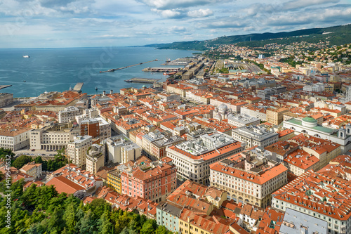 Obraz na płótnie Aerial view ot the Trieste city and seaport in northeastern Italy w salonie