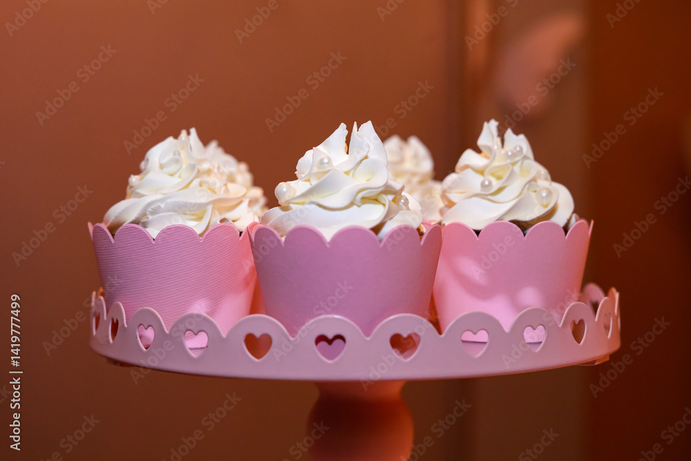 Big Dot of Happiness Pink Stripes - Simple Party Decorations - Party Cupcake Wrappers