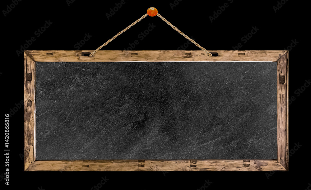 Tableau suspendu sur fond noir