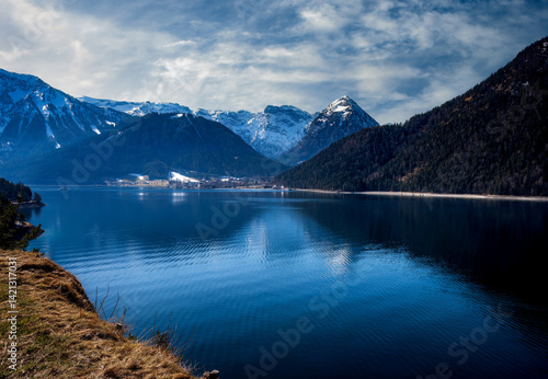 Obraz na płótnie Idyllic Lake Achensee in Austria w salonie