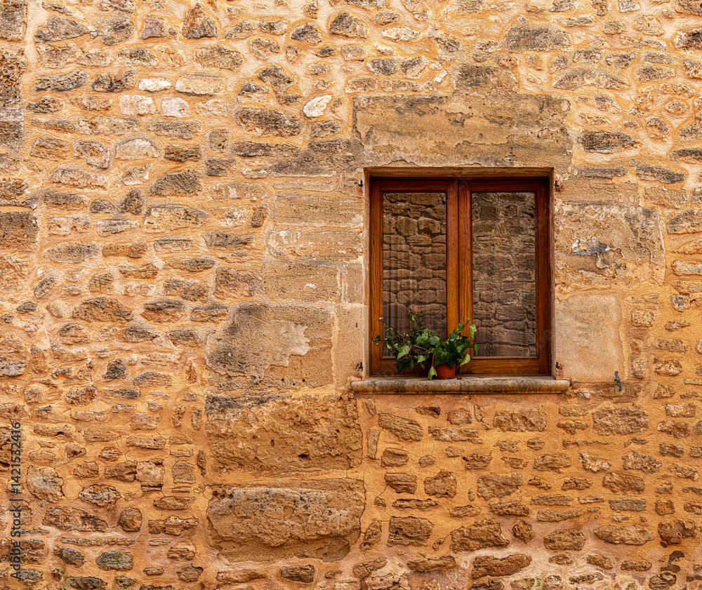Detailfoto, Hausfassaden der historischen Häuser in der Altstadt von Alcudia, Mallorca, Spanien