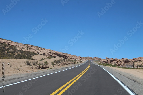 Lagoons, volcanoes and geysers in the Uyuni desert
