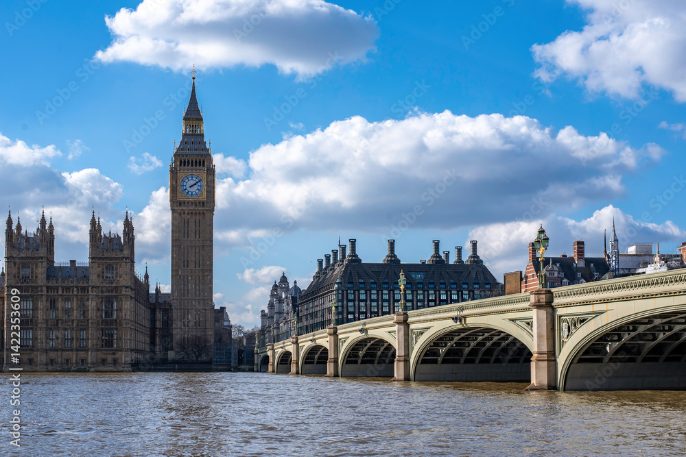 Naklejka premium Big Ben and Westminster Bridge Over the Thames