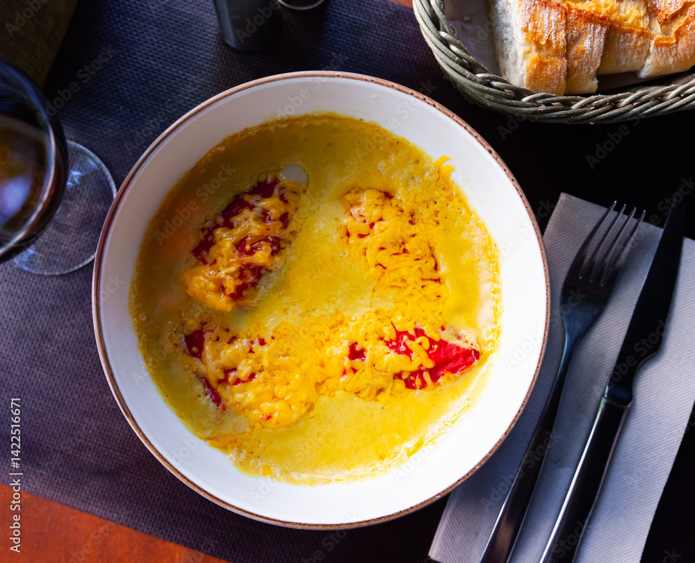 Stuffed piquillo peppers with cod brandade in sauce Stuffed piquillo peppers with cod brandade in sauce
