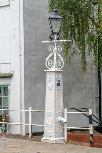 Obraz na płótnie Town water pump, Henel Hempstead, Hertfordshire, England w salonie