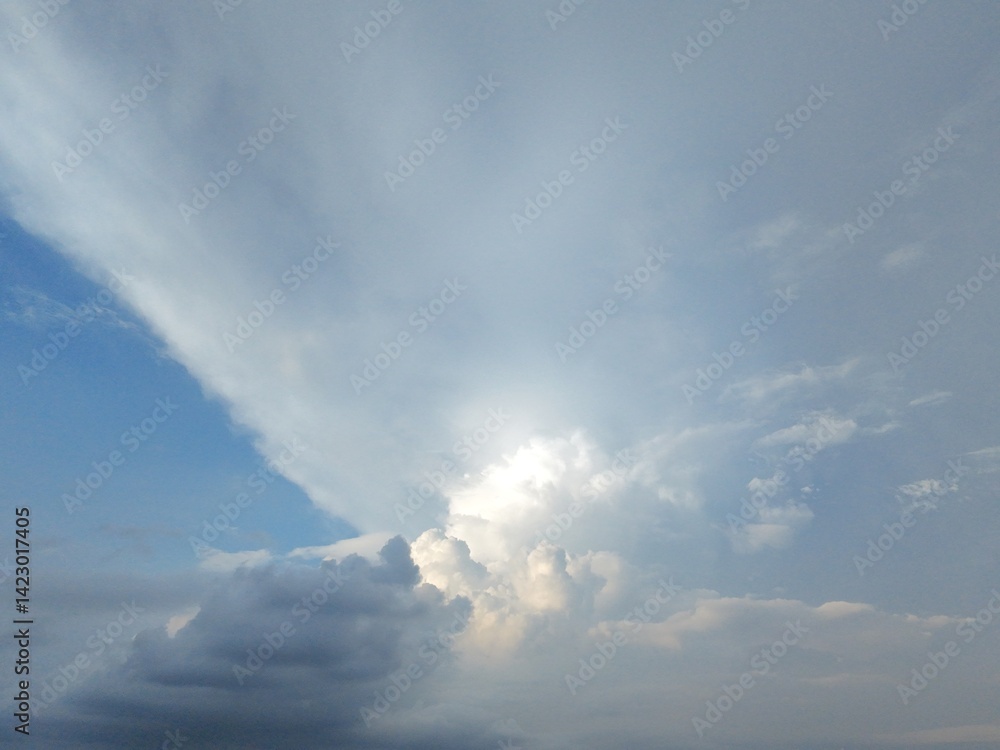 Fototapeta premium beautiful dark white cloudy afternoon sky, natural background gradation