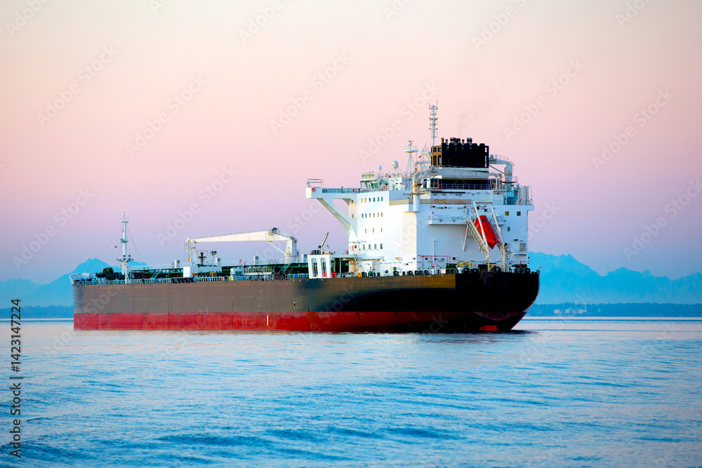 Shipping in the Pacific Northwest Shipping in the Pacific Northwest