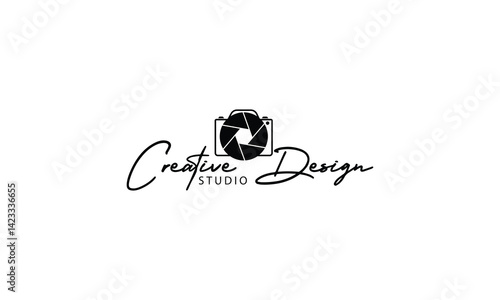 Camera icon. photo camera icon. camera photography icon. flat illustration of vector icon on white background.  photo camera sign and symbol. photography logo.