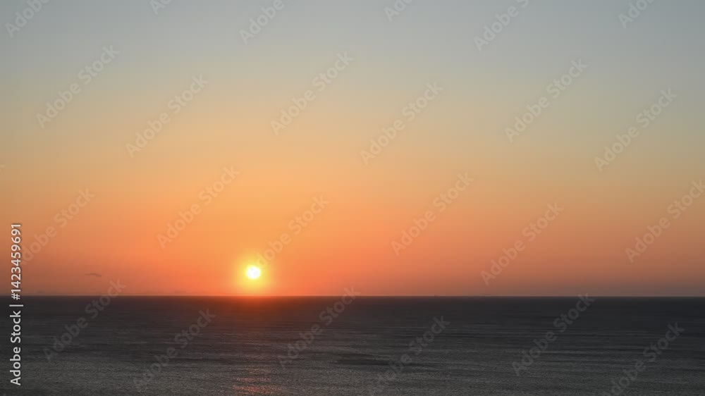 水平線から上る太陽 水平線から上る太陽