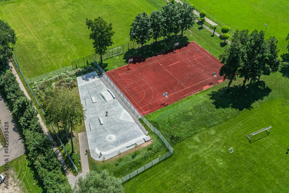 Ausblick auf die Sport- und Freizeitanlage am Donaustadion im schwäbischen Dillingen