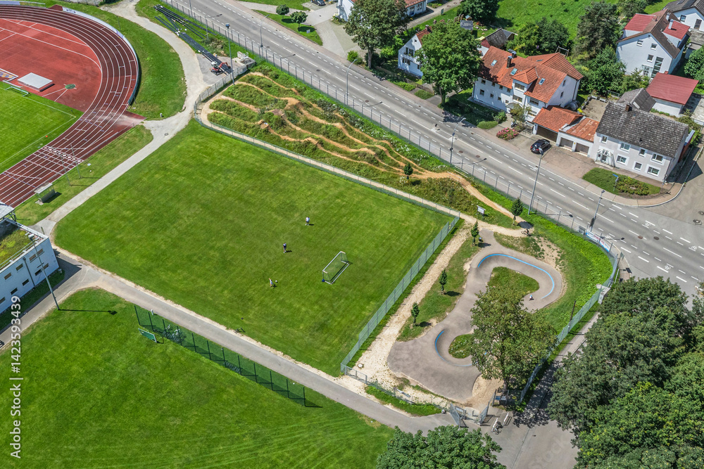 Ausblick auf die Sport- und Freizeitanlage am Donaustadion im schwäbischen Dillingen