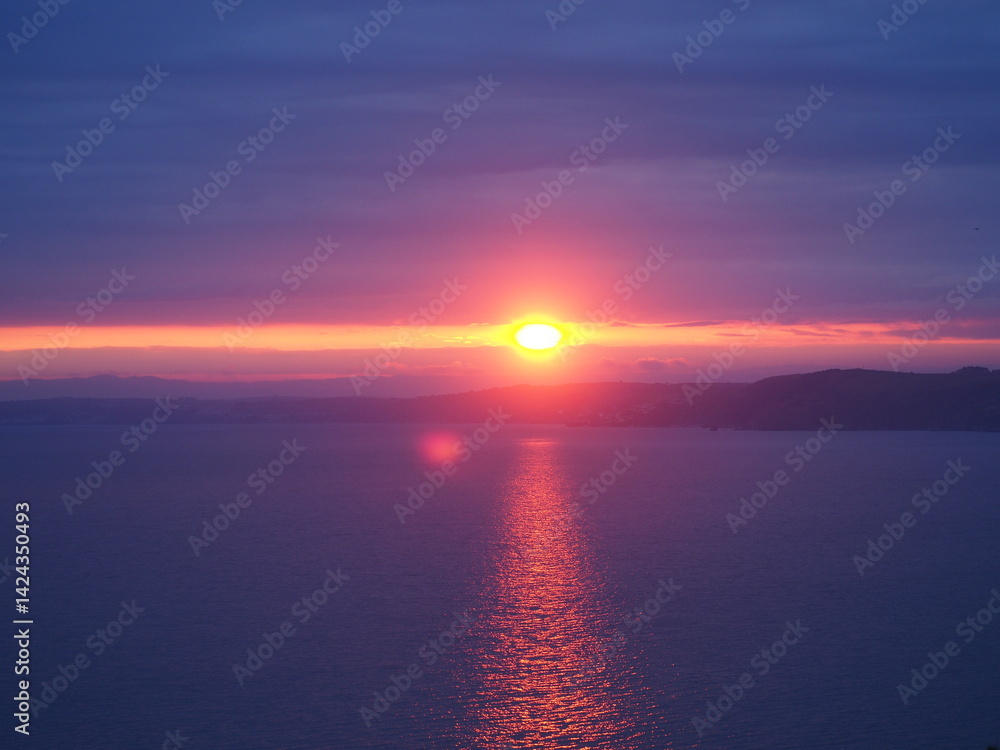 Fototapeta premium Dramatic sunset in Cornwall 