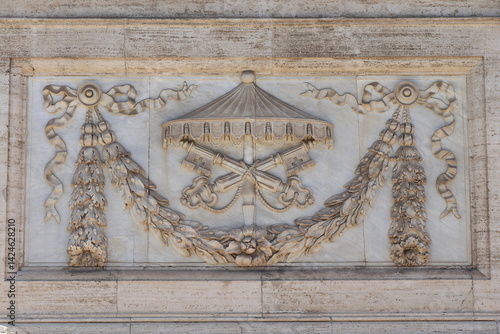 Wallpaper Mural Sculpted Detail of the St. John Lateran Basilica Facade Depicting Papal Symbols in Rome, Italy Torontodigital.ca