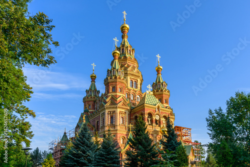 Bilde på lerret The Cathedral of Saints Peter and Paul is a Russian Orthodox cathedral located in Petergof