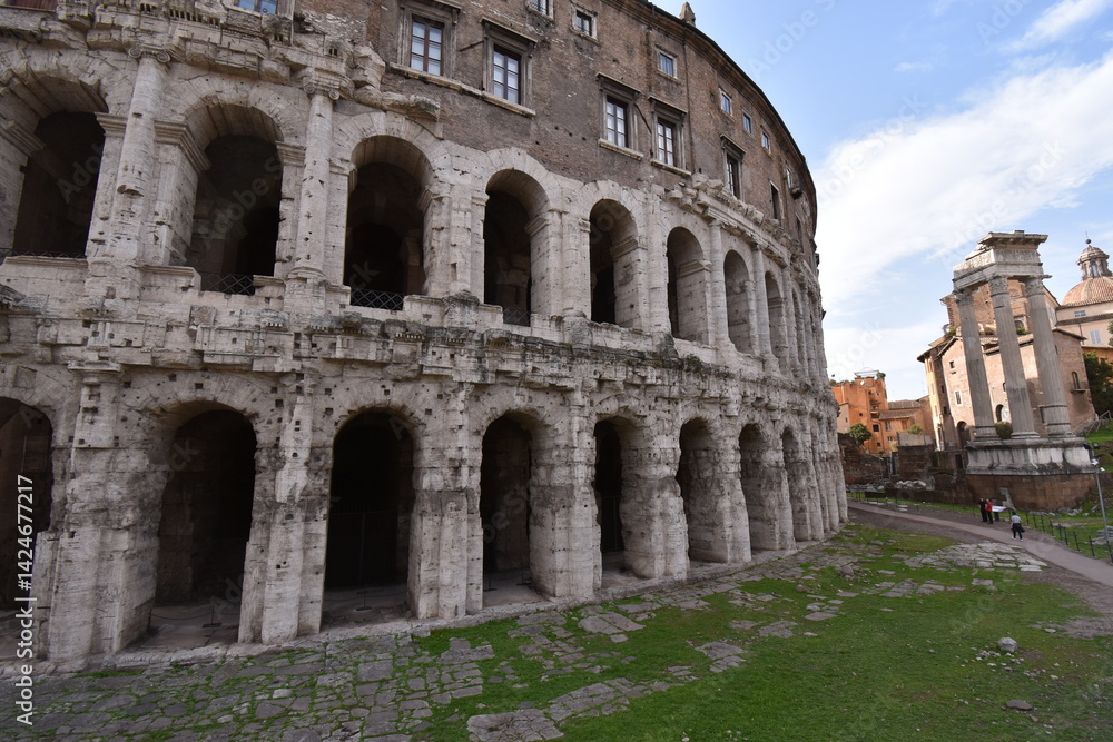 Obraz premium Roma città dell'arte, della storia, dei monumenti, delle piazze, delle scalinate e fontane