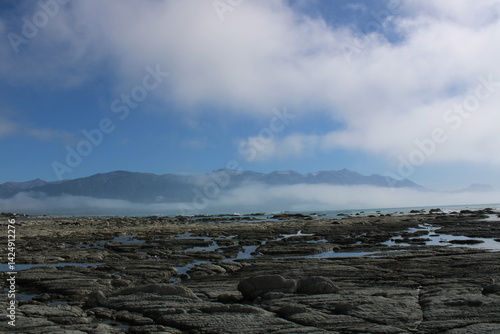 Clouds Over Kaikōura – Coastline and Mountain Mist