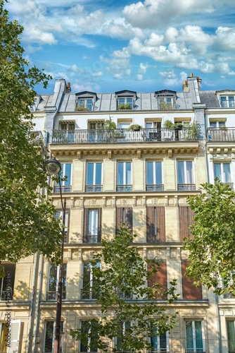 Wallpaper Mural Paris, beautiful building Torontodigital.ca