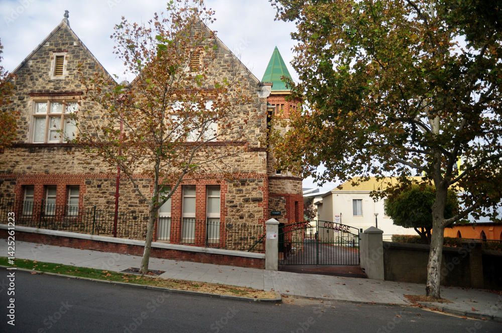 Obraz premium Classic building of Mercedes College at Victoria Ave Street in Perth, Australia
