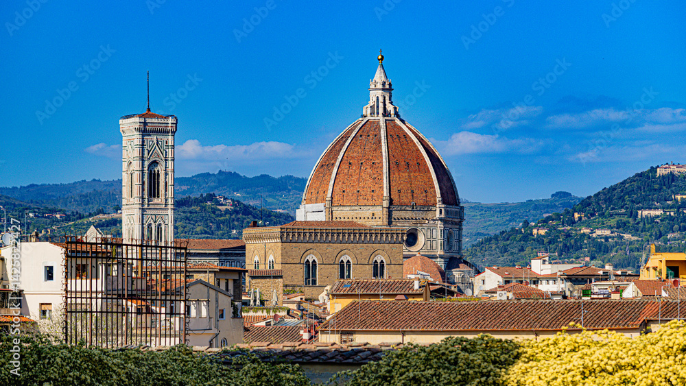 Fototapeta premium Florence in toscana on Arno River in italy