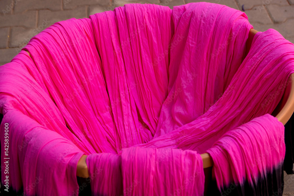 wool dyeing souk marrakech morocco