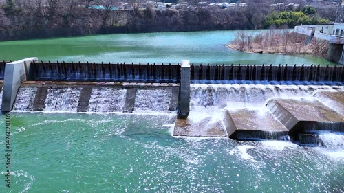 Calm Currents Over a Quiet River Structure in Japan