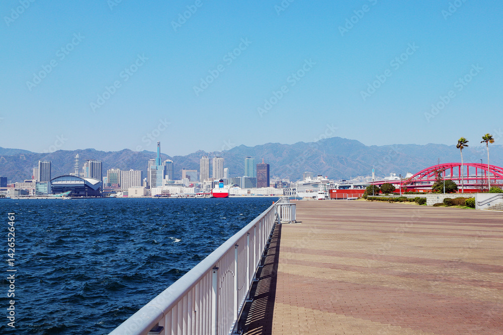 Obraz premium ポートアイランドと神戸の街並み