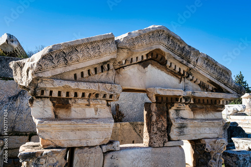 Obraz na plátně Close-up of Telesterion Pediment in Eleusis