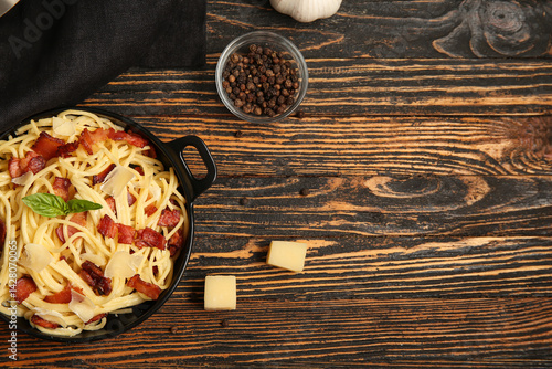 Delicious carbonara pasta d...