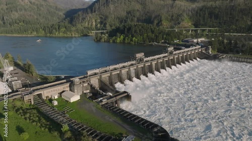 Aerial footage of Bonneville dam on the Columbia River between Oregon and Washington. Shot using DJI Mavic 3 Cine at 24 fps.