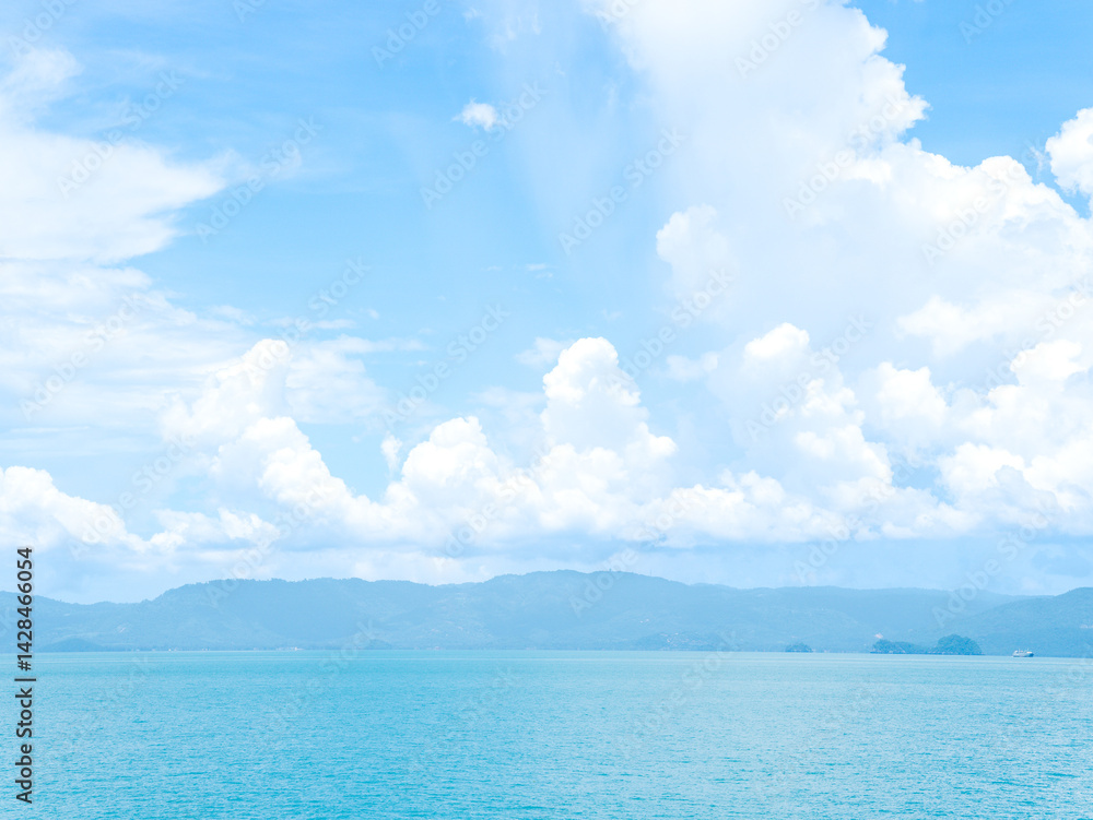 Obraz premium Summer travel, sea in Asia, the holiday season, which gives natural relaxing feeling. Beautiful natural environment and rest. Travel Thailand, the island in the middle of sea sky clouds Samui Thailand