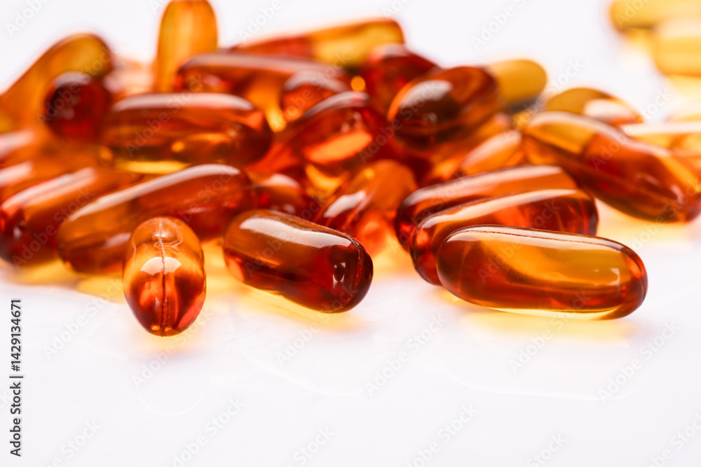Dietary supplement containing omega 3 fish oil capsules
