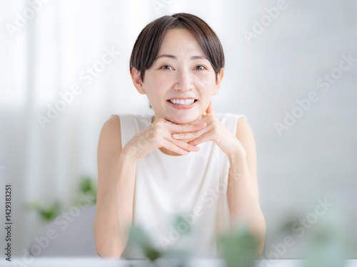 美容　女性