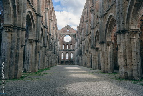 Fototapeta Naklejka Na Ścianę i Meble -  San Galgano Basilica