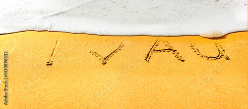 Sandherz am Buddina Beach an der sunshine coast in australien