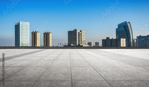 Obraz na płótnie Panoramic Rooftop View of Modern Urban Skyline Under Clear Blue Sky w salonie