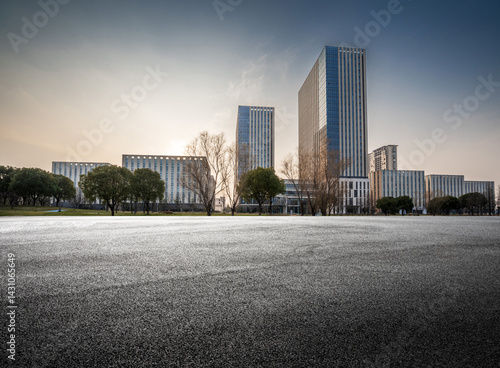 Obraz na płótnie Serene Urban Skyline with Modern Architectural Marvels at Dawn w salonie