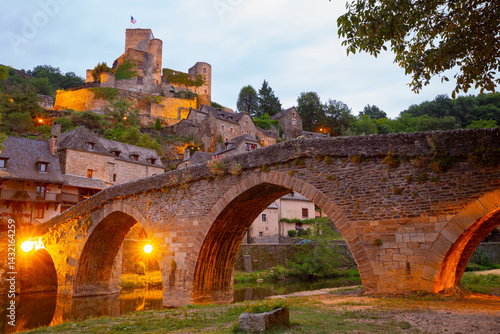 Obraz na płótnie Old stony bridge dated 15th century over Aveyron river. Les Plus Beaux Villages de France (Most beautiful villages of France). Belcastel. Aveyron. France w salonie