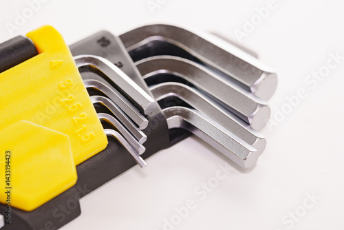 Obraz na płótnie Set of hex imbus keys made of durable steel with tempering on a white background w salonie