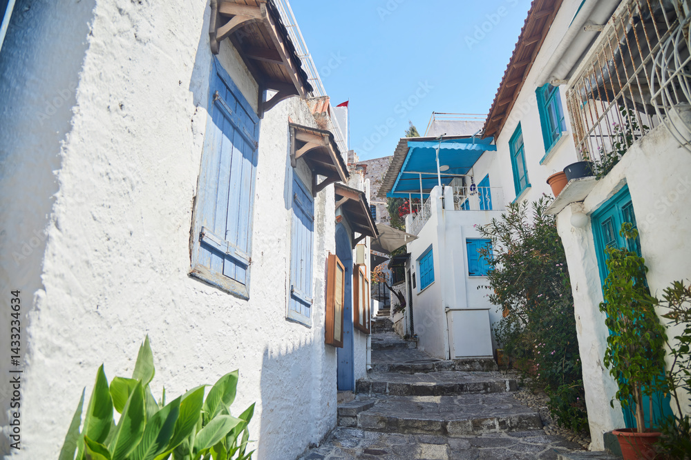 Obraz premium A building in the old city center of Marmaris, Turkey. Mediterranean architecture