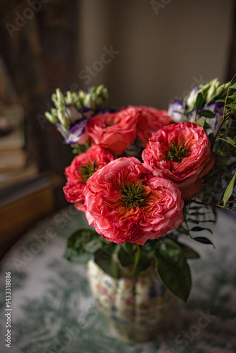 Wallpaper Mural Beautiful bouquet of red roses Torontodigital.ca