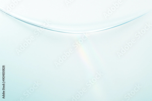 水滴 雫 透明 クリア 丸い 球体 液体 表面張力 光沢 潤い みずみずしい 清潔 ピュア ドロップ ブルー グラデーション 拡大 レンズ 効果 科学 実験