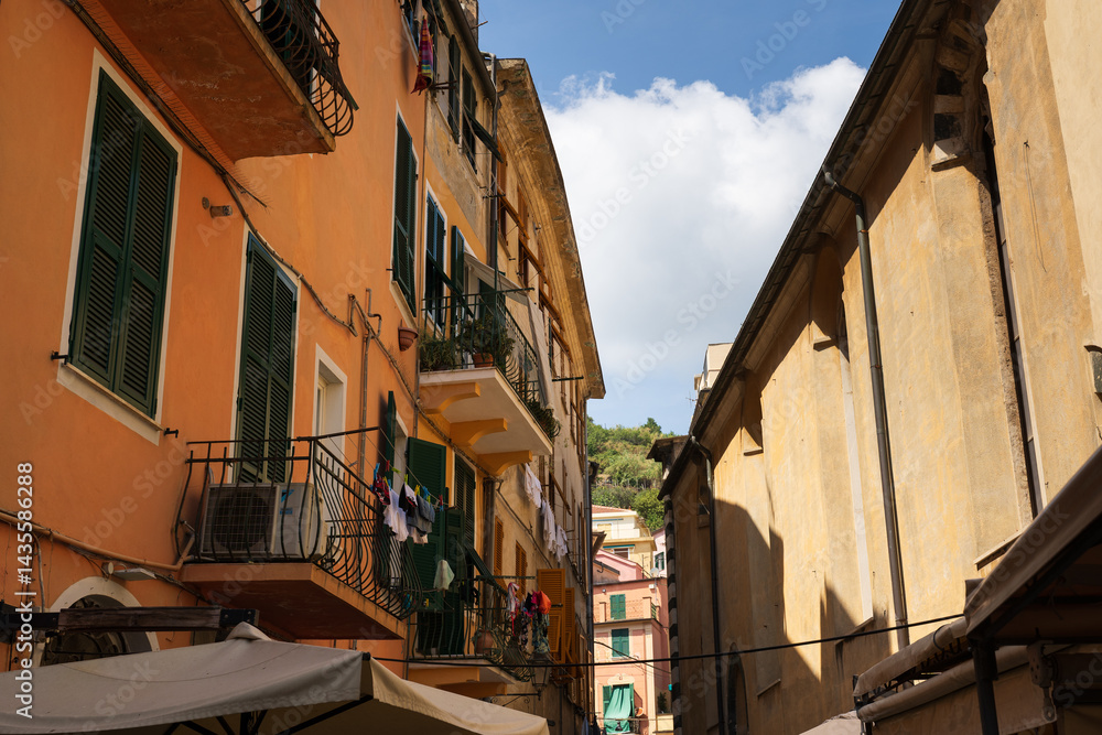 Obraz premium Historic Architecture in Monterosso al Mare, Cinque Terre, Italy