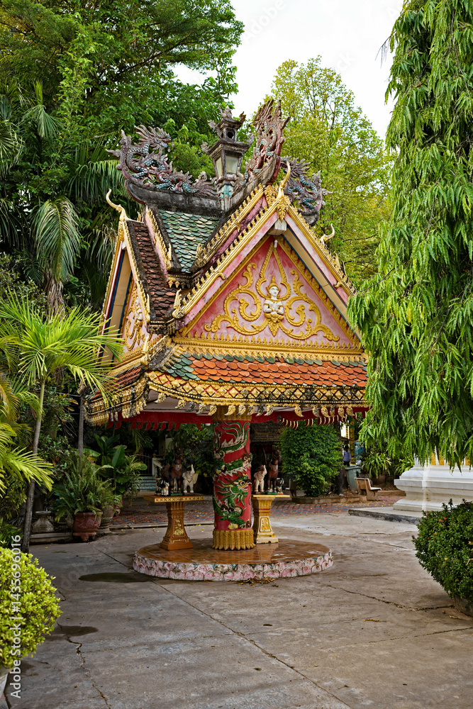 Wat Yai Xayaphoum at sunset
