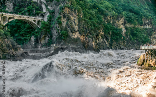 Bild auf Leinwand Tiger Leaping Gorge is the canyon with the largest drop in the world